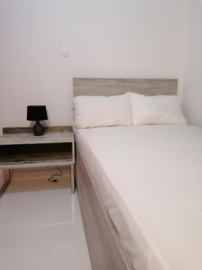 Jz Plus Classio Rhodes City Luaran gambar