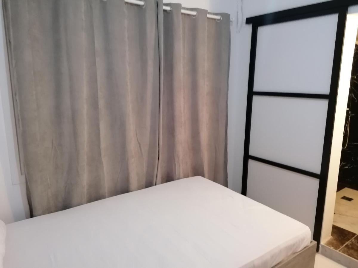 Jz Plus Classio Rhodes City Luaran gambar